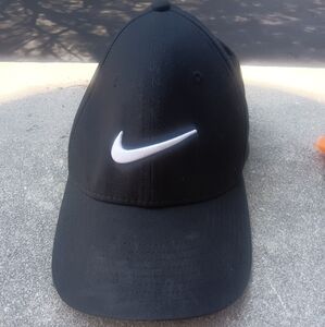 Nike dri fit hat